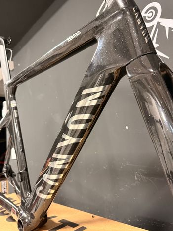 Used Canyon Aeroad CFR Disc Frame and Brake Kit 2026 Frameset 2026 Road & Gravel, Black — image 4 of 9
