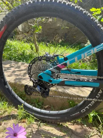 Used CUBE STEREO ONE77 RACE 29 2023 2023 Mountainbike, Blue, 29 — image 2 of 9