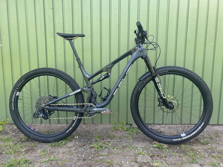 Used Revel Ranger v1 GX Eagle 2023 2023 Mountainbike — image 1 of 6