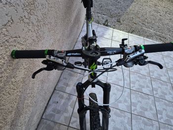 Used Specialized Camber Expert 2011 2011 Mountainbike, Hellgrau, 26 — image 3 of 5