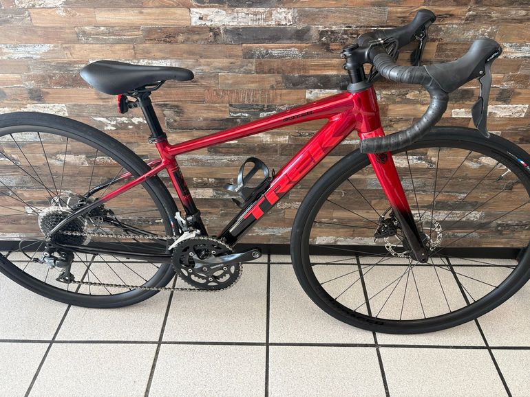 Used Trek Domane AL 2 Gen 4 2026 2026 Road & Gravel — image 1 of 10