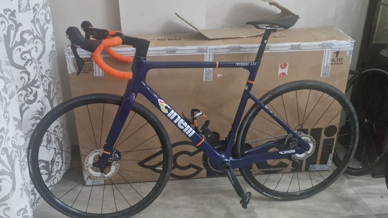 Used Cinelli PRESSURE ADR - ULTEGRA DISC 11V 2024 2024 Road & Gravel