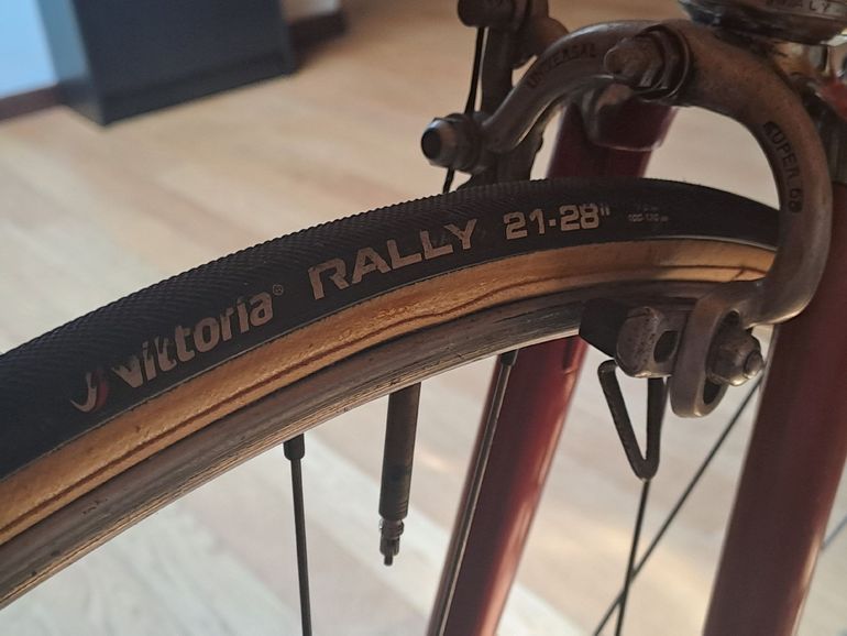 Used Vetta Vetta Custom Campagnolo Veloce 1970 Road & Gravel, Red — image 6 of 7