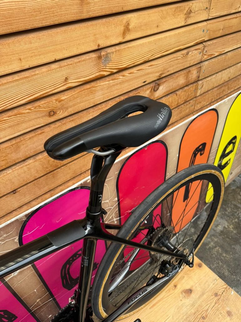 Used Focus PARALANE² 9.5 2022 2022 Road & Gravel, Black — image 4 of 13