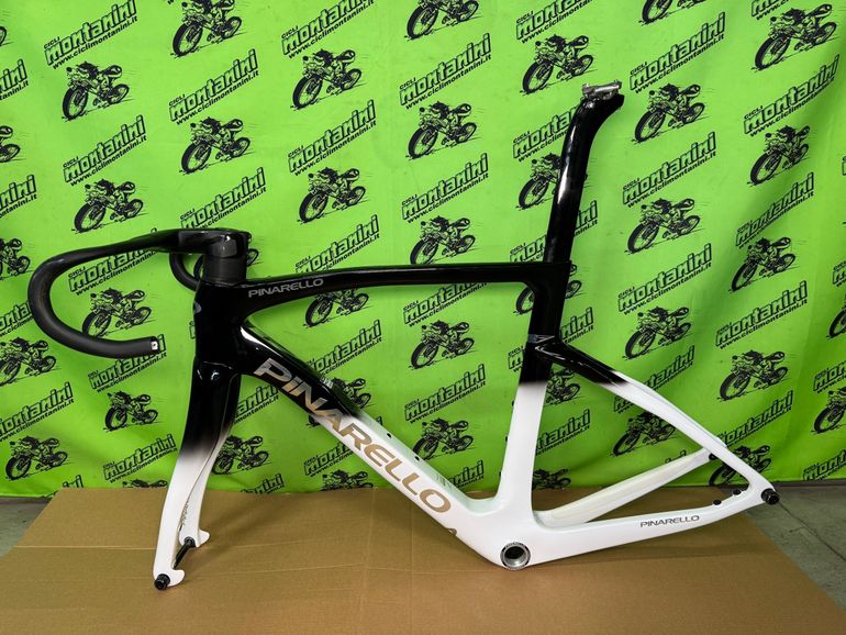 Used Pinarello F7 ULTEGRA Di2 2025 Frameset 2025 Road & Gravel, Black — image 4 of 6