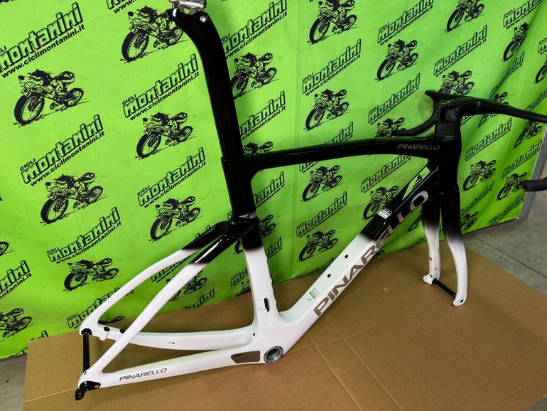 Used Pinarello F7 ULTEGRA Di2 2025 Frameset 2025 Road & Gravel, Black — image 3 of 6