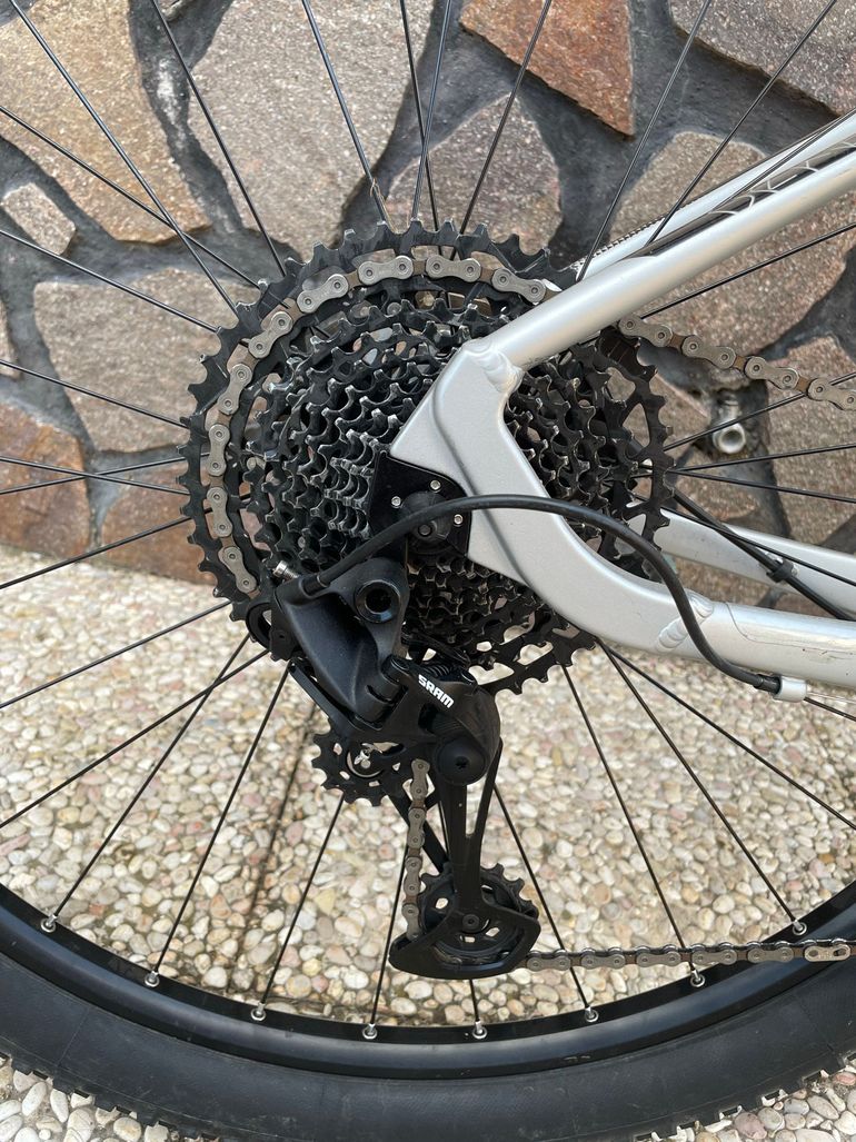 Used Olympia Drake 29 2025 Mountainbike, Light Gray — image 7 of 7