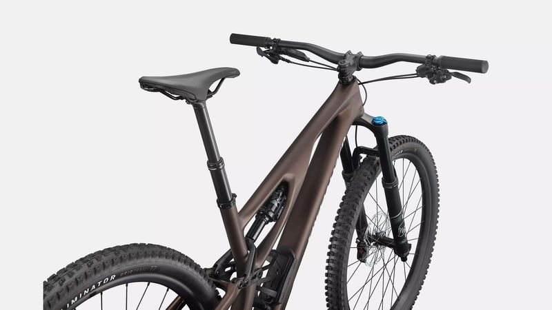 Używany Specialized Stumpjumper EVO Comp 2022 2022 Mountainbike — zdjęcie 2 z 10