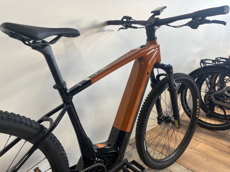Used Focus JARIFA² 6.8 2024 2024 Mountainbike, Arancione — image 3 of 4