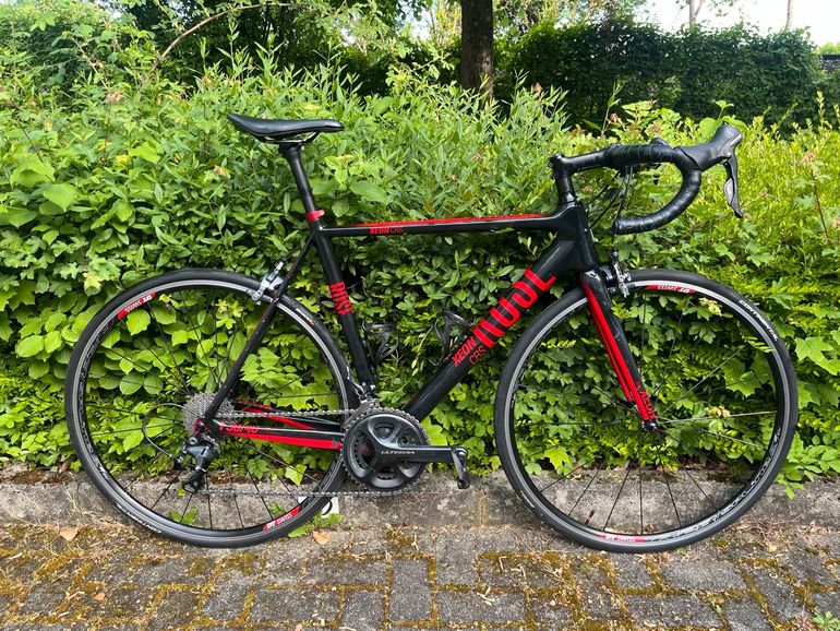 Used Rose Rose Xeon CRS-3000 Carbon Ultegra 2016 Road & Gravel, Schwarz — image 1 of 16