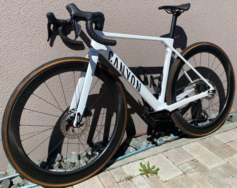 Used Canyon Ultimate CF 7 Di2 A.50 2026 2026 Road & Gravel — image 2 of 19