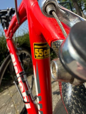 Used Bianchi Nirone Shimano Ultegra 2015 Road & Gravel, Red — image 9 of 21