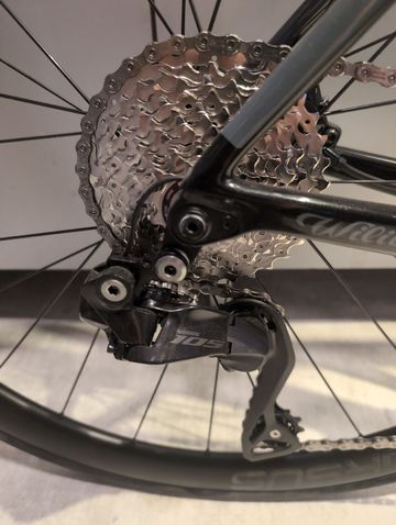 Used Wilier Filante Shimano 105 Di2 2025 Road & Gravel, Black — image 3 of 6