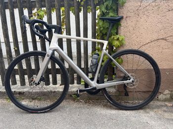 Used Focus PARALANE 8.7 2024 2024 Route & Gravel