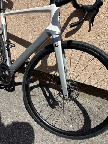 Tweedehands Focus PARALANE 8.7 2024 2024 Road & Gravel — afbeelding 9 van 11