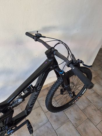 Used Canyon Torque Mullet CF 8 2025 2025 Mountainbike, Black, 29, 27.5 — image 3 of 5