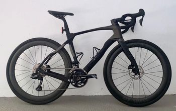Used Airwolf Airwolf Custom Shimano GRX 2025 Road & Gravel — image 5 of 9