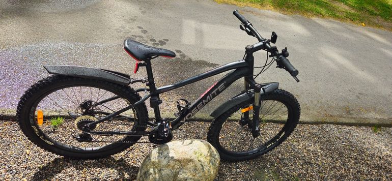 Used yosemite Yosemite Custom Shimano Tourney 2024 Mountainbike, Black — image 5 of 13