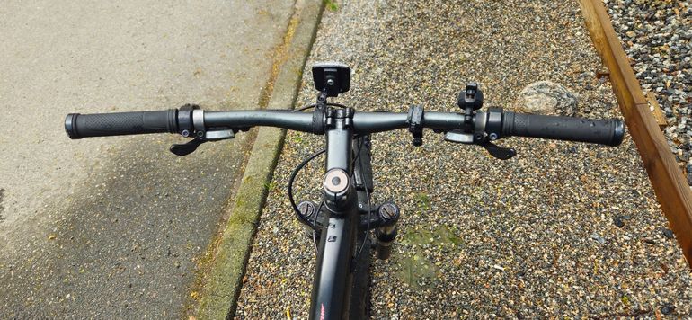 Used yosemite Yosemite Custom Shimano Tourney 2024 Mountainbike, Black — image 7 of 13