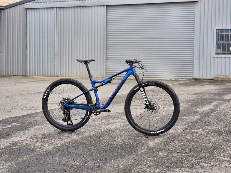 Used Lapierre XR 9.9 2025 2025 Mountainbike, Blue, 29 — image 1 of 7