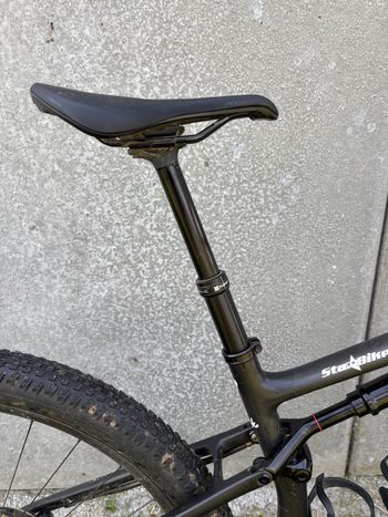 Specialized Epic Expert 2023 2023 Mountainbike d'occasion — image 3 sur 4