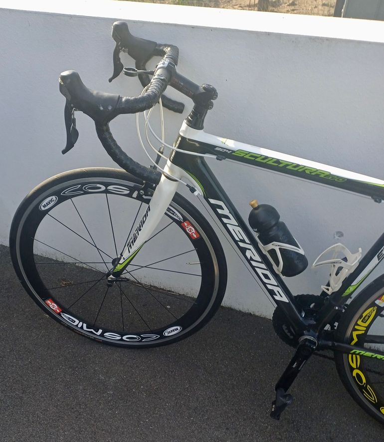 Used Merida Scultura CF 904 2014 2014 Road & Gravel, White — image 2 of 4