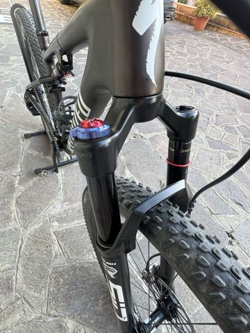 Specialized Epic Pro 2022 2022 Mountainbike d'occasion — image 17 sur 33