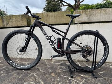 Specialized Epic Pro 2022 2022 Mountainbike d'occasion — image 4 sur 33