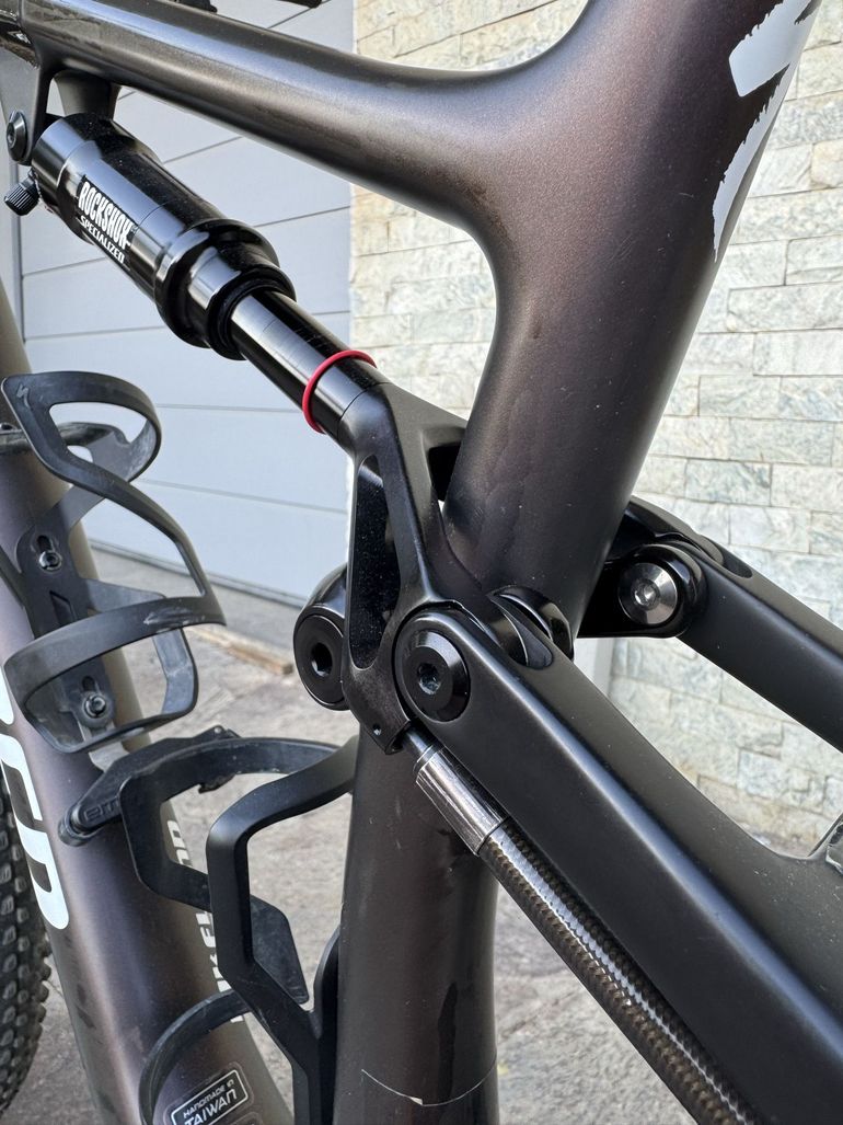 Used Specialized Epic Pro 2022 2022 Mountainbike, Black, 29 — image 24 of 33