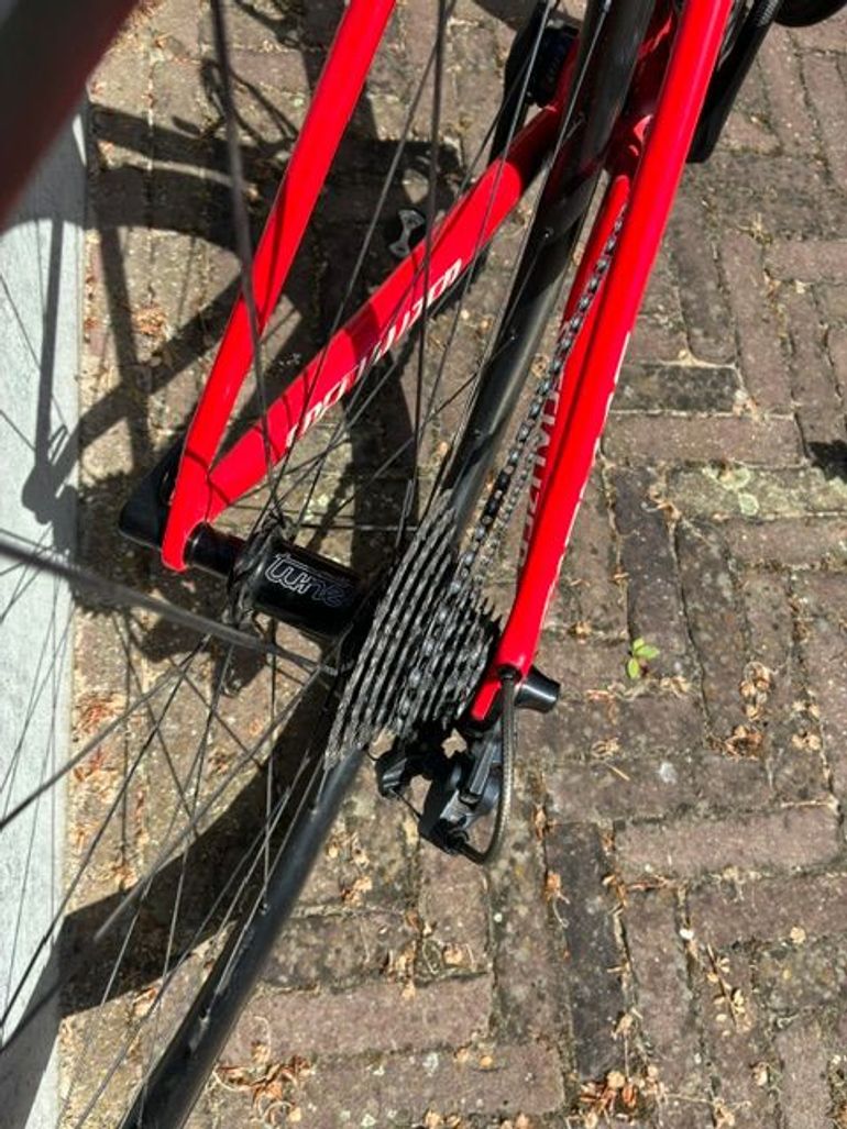 Used Specialized Tarmac SL6 Expert 2019 2019 Road & Gravel — image 5 of 8