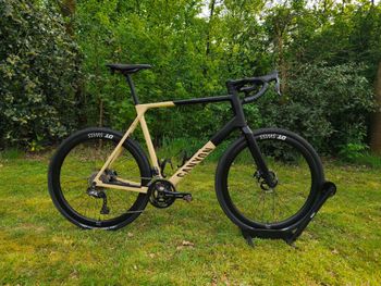 Used Canyon Grail CF SLX 8 Di2 2024 2024 Route & Gravel
