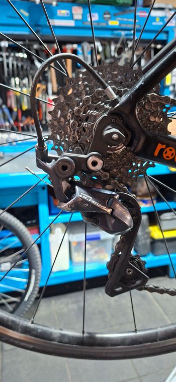 Used Specialized Men's Tarmac Comp 2018 2018 Road & Gravel, Schwarz — image 7 of 7