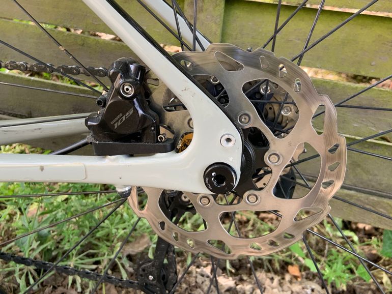 Used Cannondale Synapse Carbon 2 LE 2023 2023 Road & Gravel, Light Gray — image 7 of 9