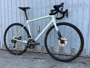Used Specialized Aethos Expert 2021 2021 Road & Gravel — image 2 of 6