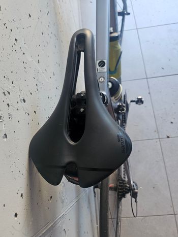 Used Canyon Ultimate CF SL 8.0 2019 2019 Road & Gravel — image 3 of 10