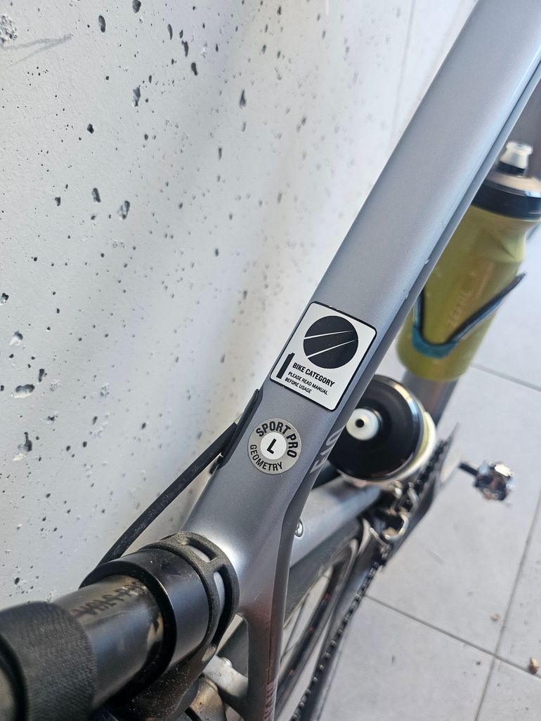 Used Canyon Ultimate CF SL 8.0 2019 2019 Road & Gravel — image 4 of 10