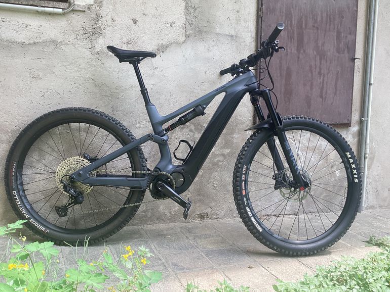 Used Canyon Spectral:ON CF 6 2021 2021 Mountainbike, Light Gray, 29, 27.5 — image 1 of 7