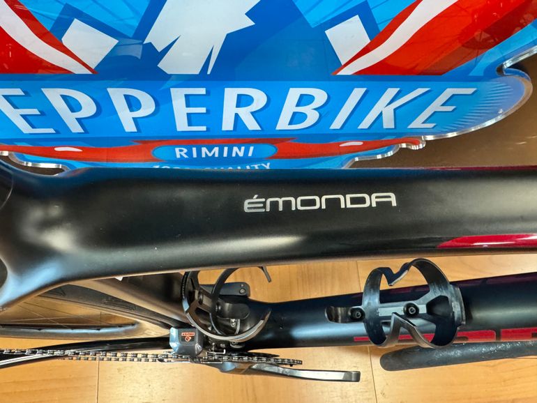 Used Trek Émonda SLR 7 Disc 2020 2020 Road & Gravel — image 4 of 30
