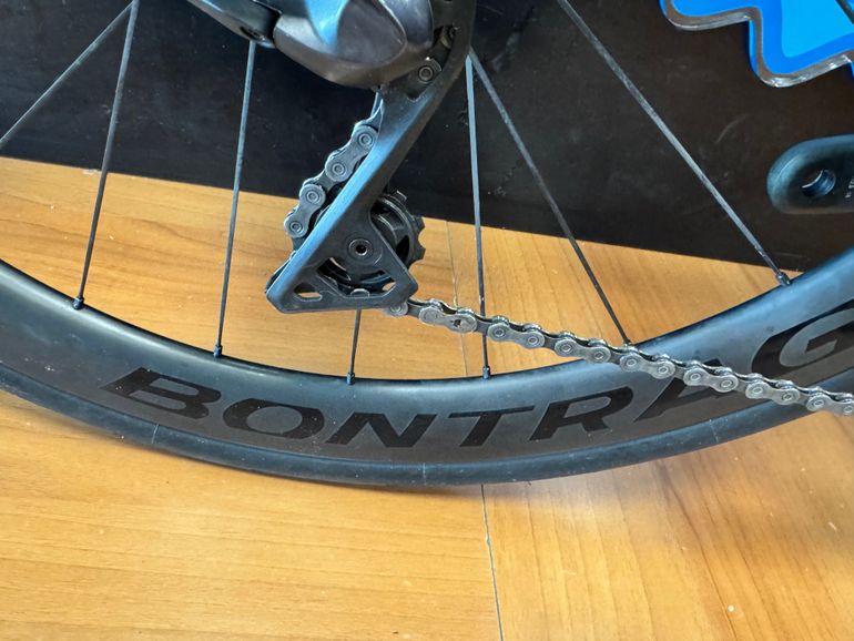 Used Trek Émonda SLR 7 Disc 2020 2020 Road & Gravel — image 12 of 30