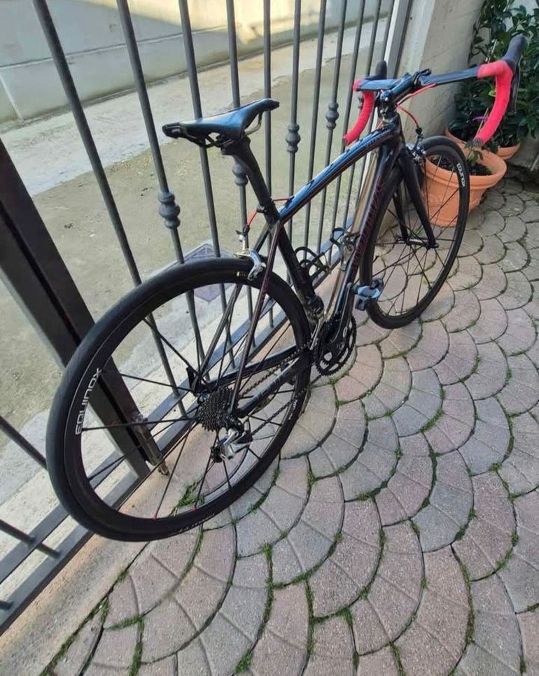 Used Specialized Tarmac SRAM Red 2001 Road & Gravel, Black — image 3 of 5