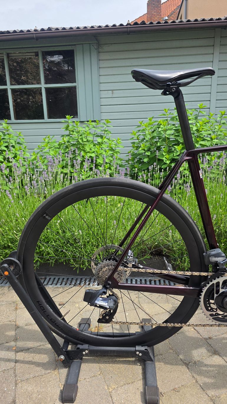Used Orbea ORCA M21eTEAM PWR 2024 2024 Road & Gravel — image 6 of 17