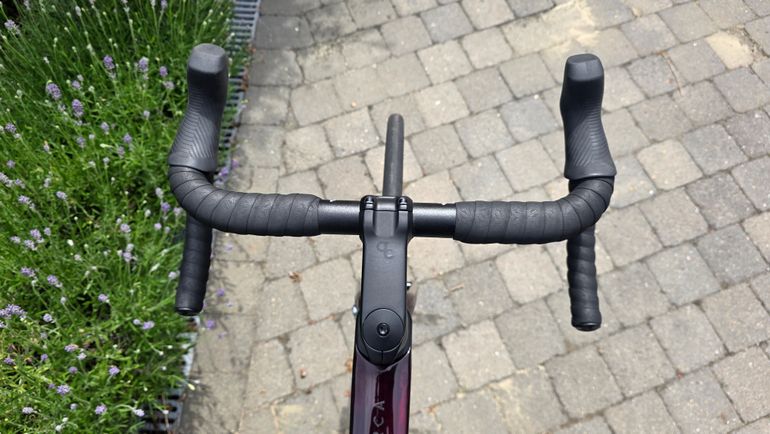 Used Orbea ORCA M21eTEAM PWR 2024 2024 Road & Gravel — image 10 of 17