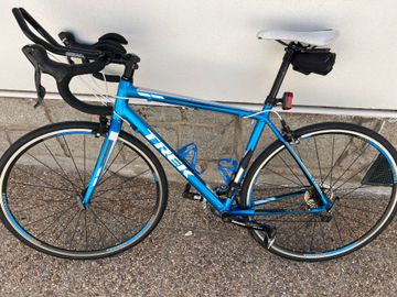 Used Trek 1.2 H2 Compact 2014 2014 Road & Gravel, Blue — image 2 of 3