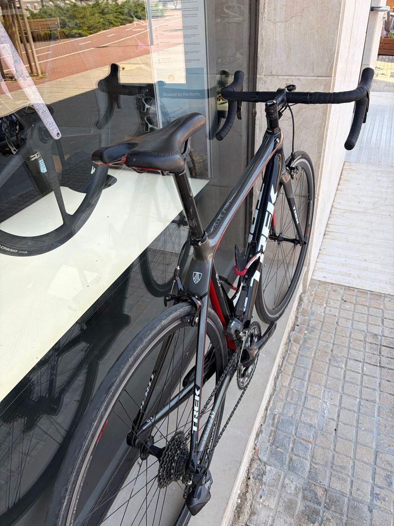 Used Trek Madone Shimano Ultegra Di2 2013 Road & Gravel, Black — image 3 of 5