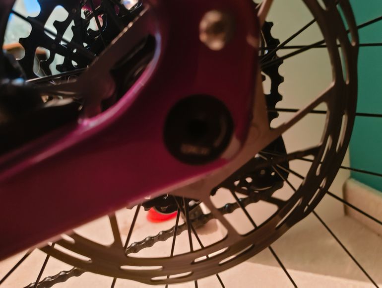 Used Vitoria Explora Patagonia 2024 Road & Gravel, Morado — image 8 of 8