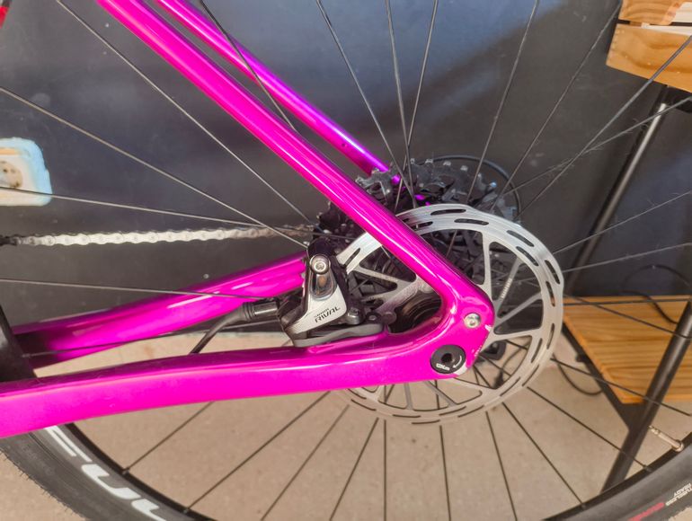 Used Vitoria Explora Patagonia 2024 Road & Gravel, Morado — image 3 of 8