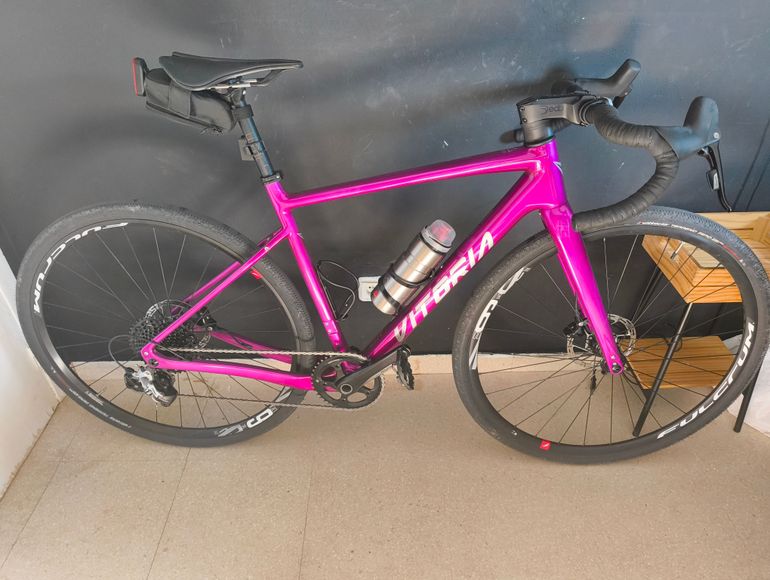 Used Vitoria Explora Patagonia 2024 Road & Gravel, Morado — image 1 of 8