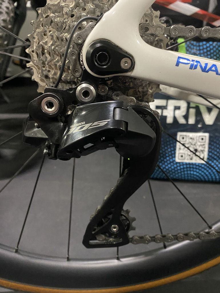 Used pinarello F5 Pinarello F5 Custom Shimano 105 Di2 2025 Road & Gravel, White — image 8 of 10