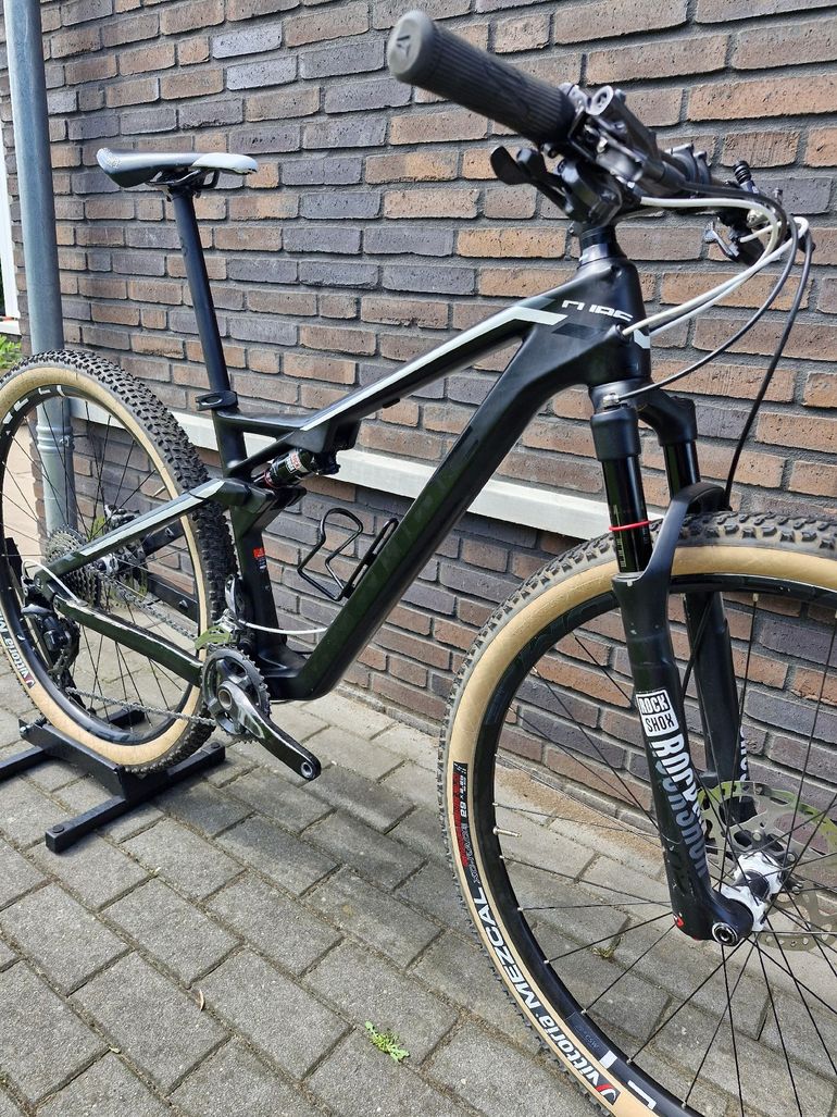Used CUBE AMS 100 C:68 RACE 29 2021 2021 Mountainbike — image 2 of 19