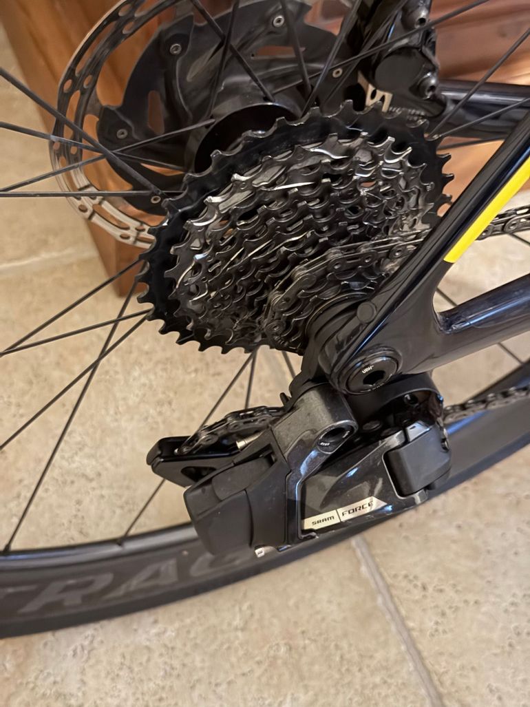Used Trek Madone SLR 7 AXS Gen 8 2025 2025 Road & Gravel, Black — image 10 of 23